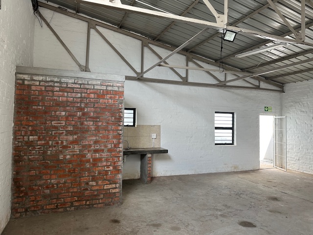To Let commercial Property for Rent in Maitland Western Cape